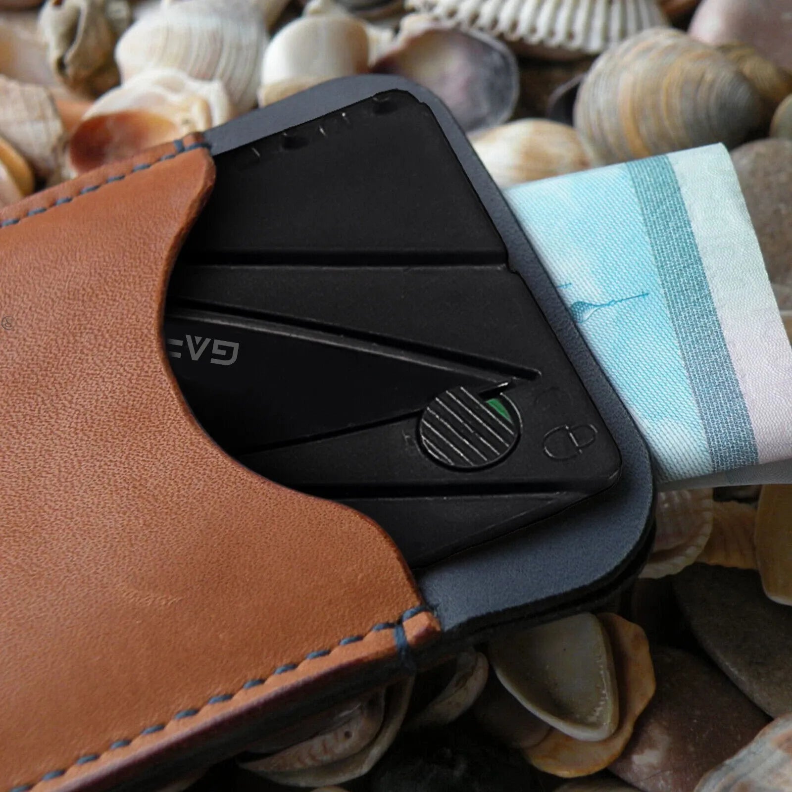 Card sharp Folding Credit Card Knife by Iain Sinclair