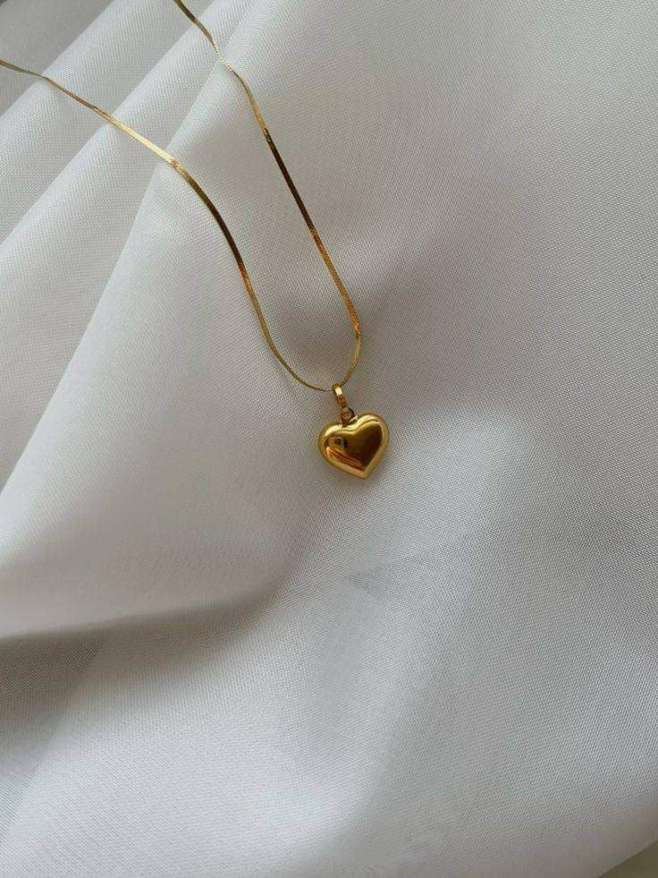 Heart Design Gold Plated Zircon Pendant